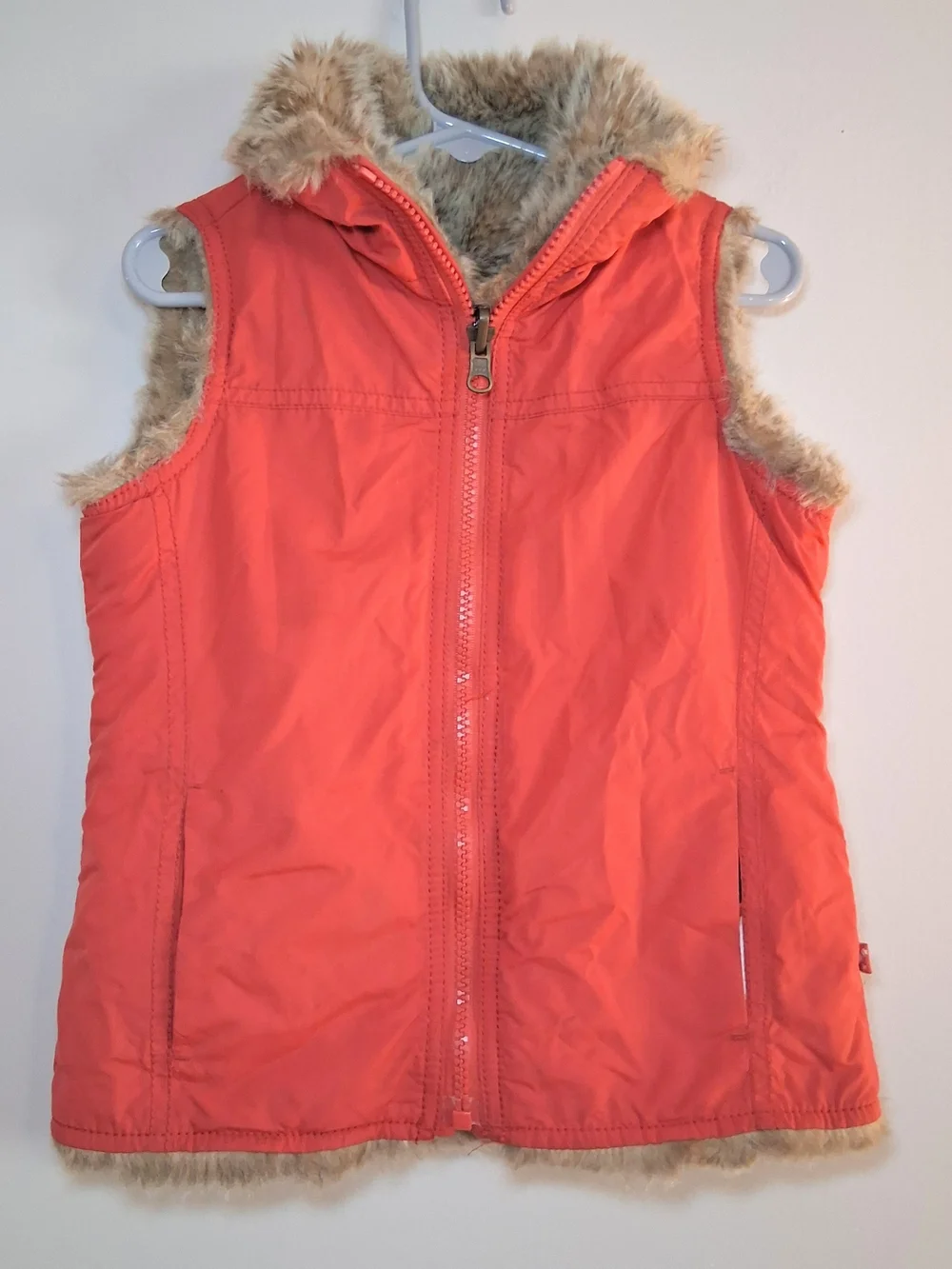 GAP Red Faux-Fur Lined Girls' Hooded Vest Size XS